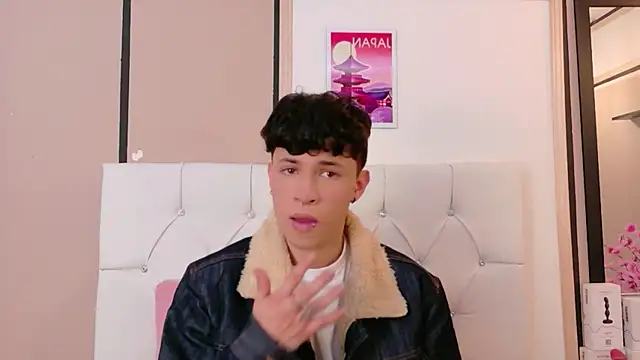 Snapshot of Axel__Evans chatting on 8, 4, 2026 Axel Evans online show from 8, 4, 2026