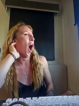 bmorganne420 online show from 2, 12, 2025