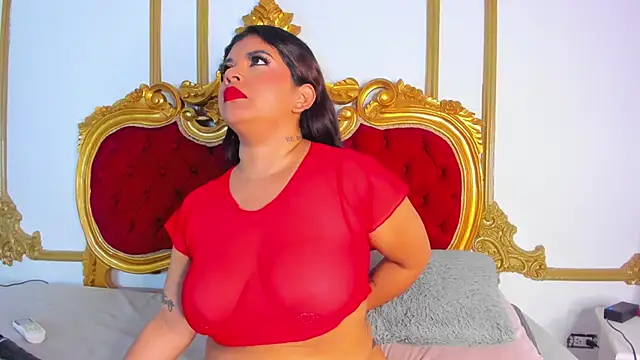 Snapshot of Gigi_duran chatting on 9, 10, 2025 Gigi duran online show from 9, 10, 2025