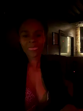 Snapshot of Soniala chatting on 14, 12, 2025 Soniala online show from 14, 12, 2025