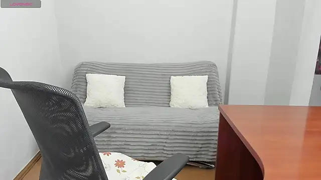 Snapshot of Alisha_Skyes chatting on 6, 2, 2026 Alisha Skyes online show from 6, 2, 2026