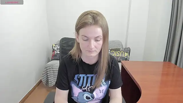 Snapshot of Alisha_Skyes chatting on 7, 6, 2026 Alisha Skyes online show from 7, 6, 2026