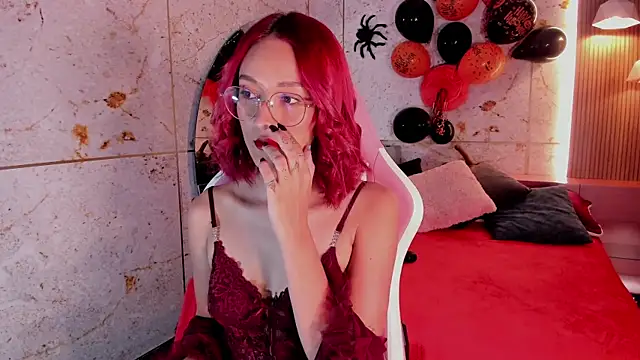 daphne courtis online show from 29, 10, 2025