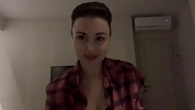 Snapshot of Gilin1 chatting on 1, 11, 2025 Gilin1 online show from 1, 11, 2025