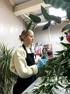 Snapshot of CandyVice chatting on 7, 10, 2025 CandyVice online show from 7, 10, 2025