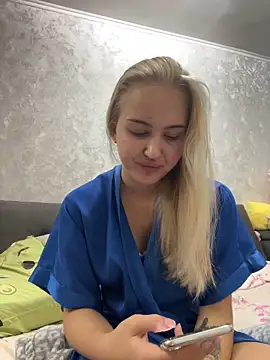 Snapshot of CandyVice chatting on 19, 10, 2025 CandyVice online show from 19, 10, 2025