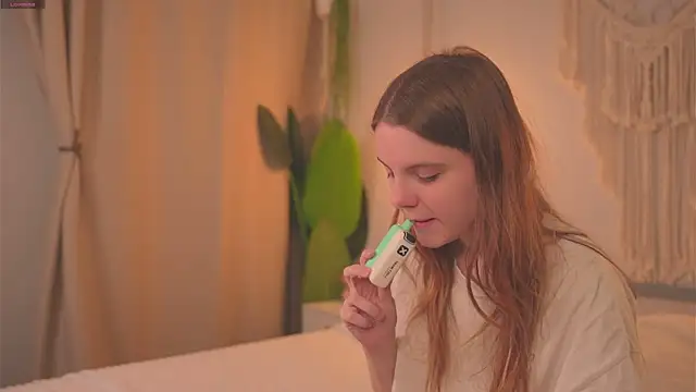 Snapshot of Lu__Lane chatting on 15, 10, 2025 Lu Lane online show from 15, 10, 2025