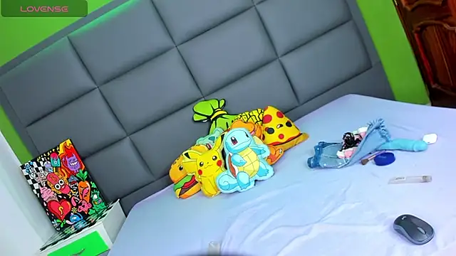 ANNIE DOLCE  online show from 12, 9, 2025