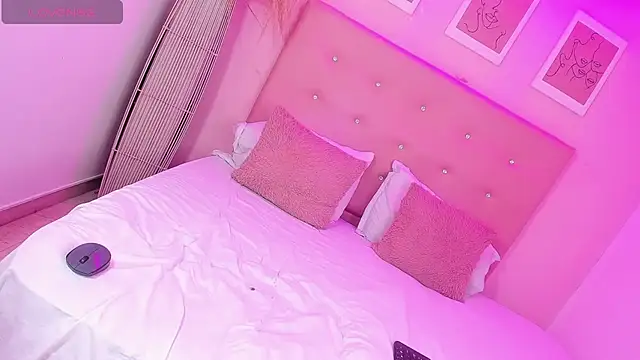 ANNIE DOLCE  online show from 10, 2, 2026