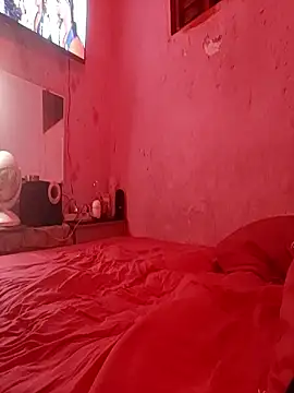 Snapshot of Kellye_hotTs chatting on 13, 10, 2025 Kellye hotTs online show from 13, 10, 2025