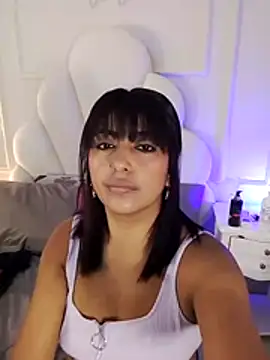 Snapshot of Kaylachannell chatting on 10, 7, 2026 Kaylachannell online show from 10, 7, 2026