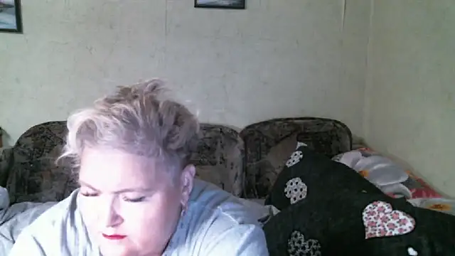 Lana555 online show from 4, 12, 2025