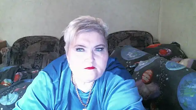 Snapshot of Lana555 chatting on 22, 4, 2026 Lana555 online show from 22, 4, 2026