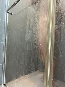 Snapshot of winds1069 chatting on 19, 11, 2025 winds1069 online show from 19, 11, 2025