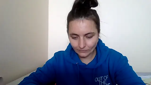 Snapshot of DInaraXRose chatting on 11, 9, 2025 DInaraXRose online show from 11, 9, 2025