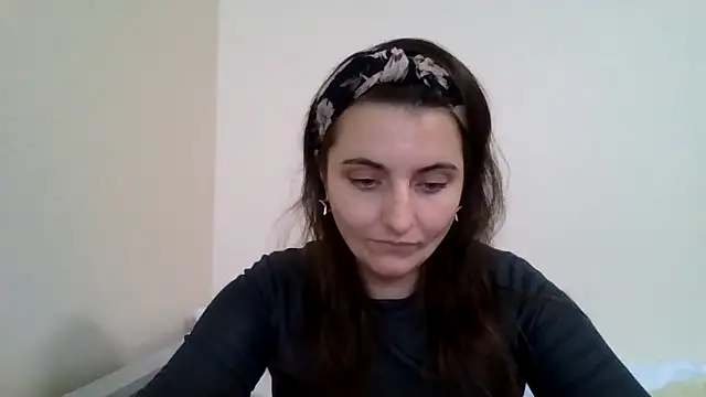 Snapshot of DInaraXRose chatting on 7, 10, 2025 DInaraXRose online show from 7, 10, 2025