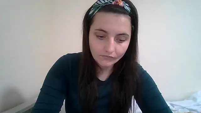 Snapshot of DInaraXRose chatting on 11, 11, 2025 DInaraXRose online show from 11, 11, 2025