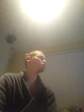 Snapshot of piercingpik chatting on 7, 2, 2026 piercingpik online show from 7, 2, 2026