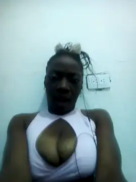 Aurora-Queen online show from 31, 10, 2025