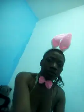 Aurora-Queen online show from 1, 11, 2025