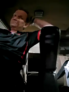 wallacelegend online show from 8, 9, 2025