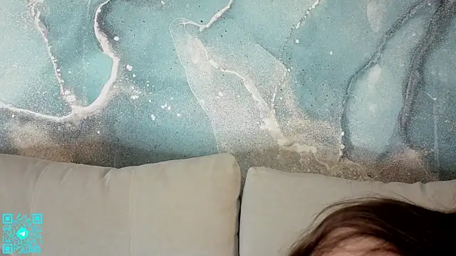 chloemilka online show from 13, 4, 2026