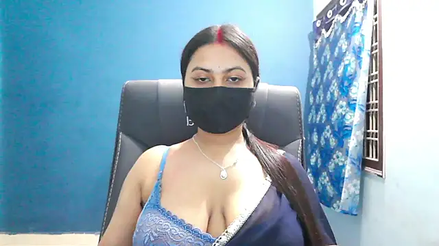 SassyWildCouple online show from 8, 10, 2025