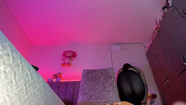 hot Dariana pantyhose online show from 12, 3, 2026