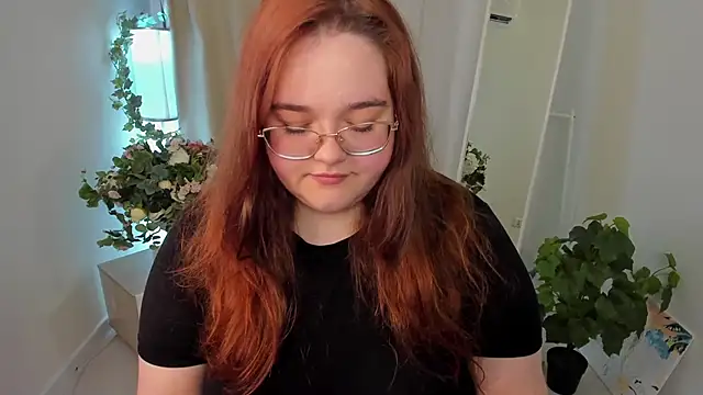 Neko Moor online show from 17, 9, 2025