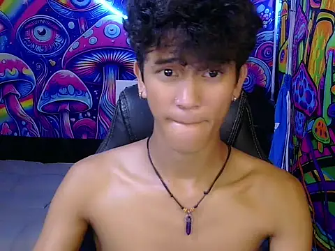Snapshot of kenbigcockxx chatting on 11, 6, 2026 kenbigcockxx online show from 11, 6, 2026
