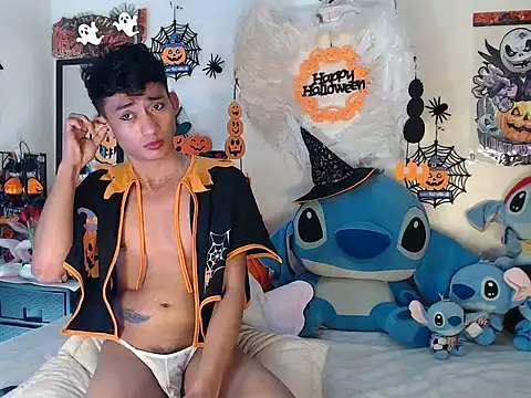 good boy in bed online show from 4, 11, 2025