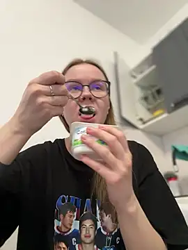  CherryBloom  online show from 13, 4, 2026