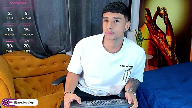 jaze bradley online show from 14, 10, 2025