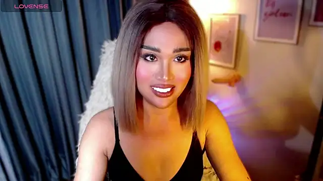 Snapshot of urmidnightcravingsxx chatting on 27, 5, 2026 urmidnightcravingsxx online show from 27, 5, 2026