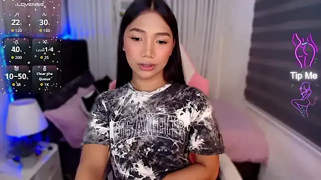 naughtyjayde online show from 22, 4, 2026