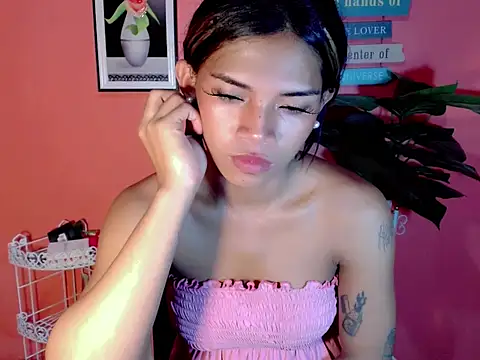 Sweet ThaliaXX online show from 10, 9, 2025