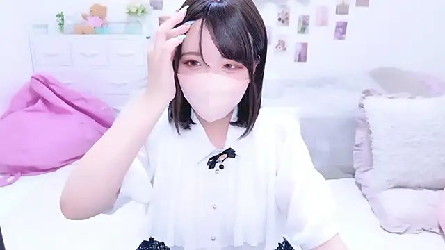 Snapshot of Anzu_xx chatting on 25, 9, 2025 Anzu xx online show from 25, 9, 2025