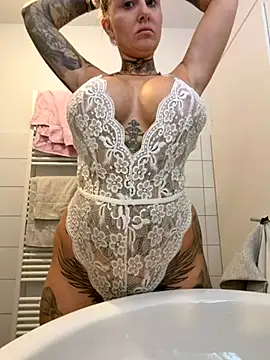 Snapshot of Jasmina-Joy chatting on 17, 11, 2025 Jasmina-Joy online show from 17, 11, 2025