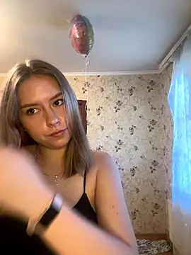 Tomyris yuki online show from 2, 11, 2025