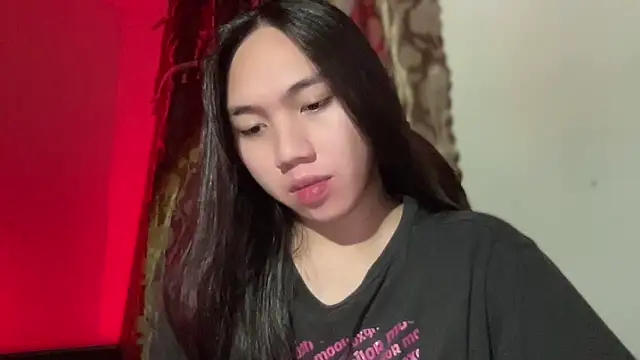 Snapshot of kat_mire chatting on 21, 10, 2025 kat mire online show from 21, 10, 2025