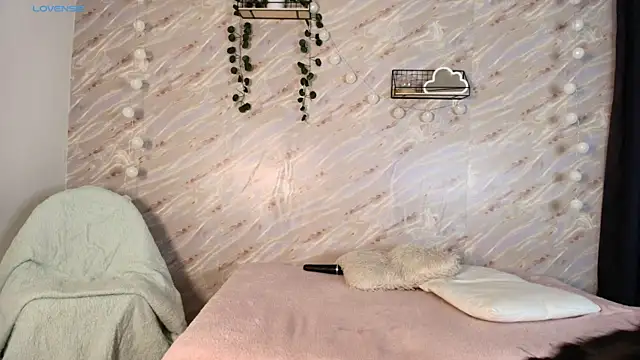 mitsuri 7777 online show from 17, 12, 2025