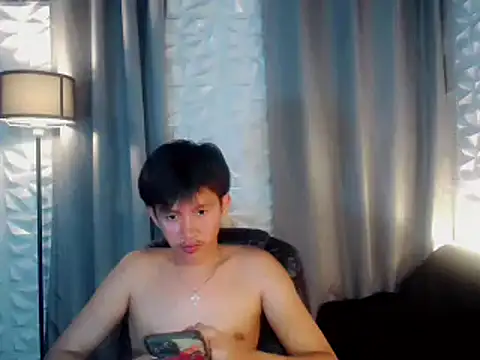 Snapshot of prince_elaijah chatting on 4, 2, 2026 prince elaijah online show from 4, 2, 2026