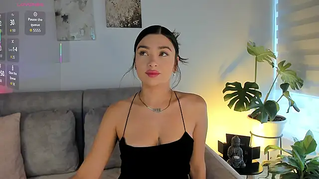 Estrer collins online show from 23, 10, 2025