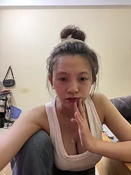 Snapshot of Aghenh chatting on 1, 10, 2025 Aghenh online show from 1, 10, 2025