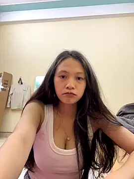 Snapshot of Aghenh chatting on 7, 10, 2025 Aghenh online show from 7, 10, 2025