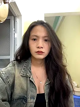 Snapshot of Aghenh chatting on 24, 10, 2025 Aghenh online show from 24, 10, 2025