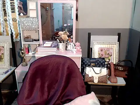 miya khali online show from 5, 11, 2025