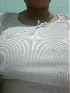Shiny Babe online show from 16, 6, 2026