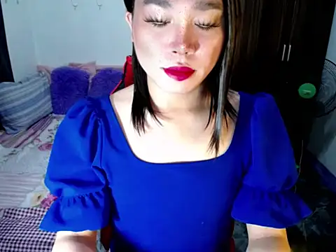 Snapshot of Urassiansweetcummer chatting on 20, 9, 2025 Urassiansweetcummer online show from 20, 9, 2025