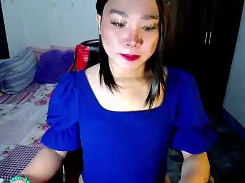 Snapshot of Urassiansweetcummer chatting on 25, 9, 2025 Urassiansweetcummer online show from 25, 9, 2025
